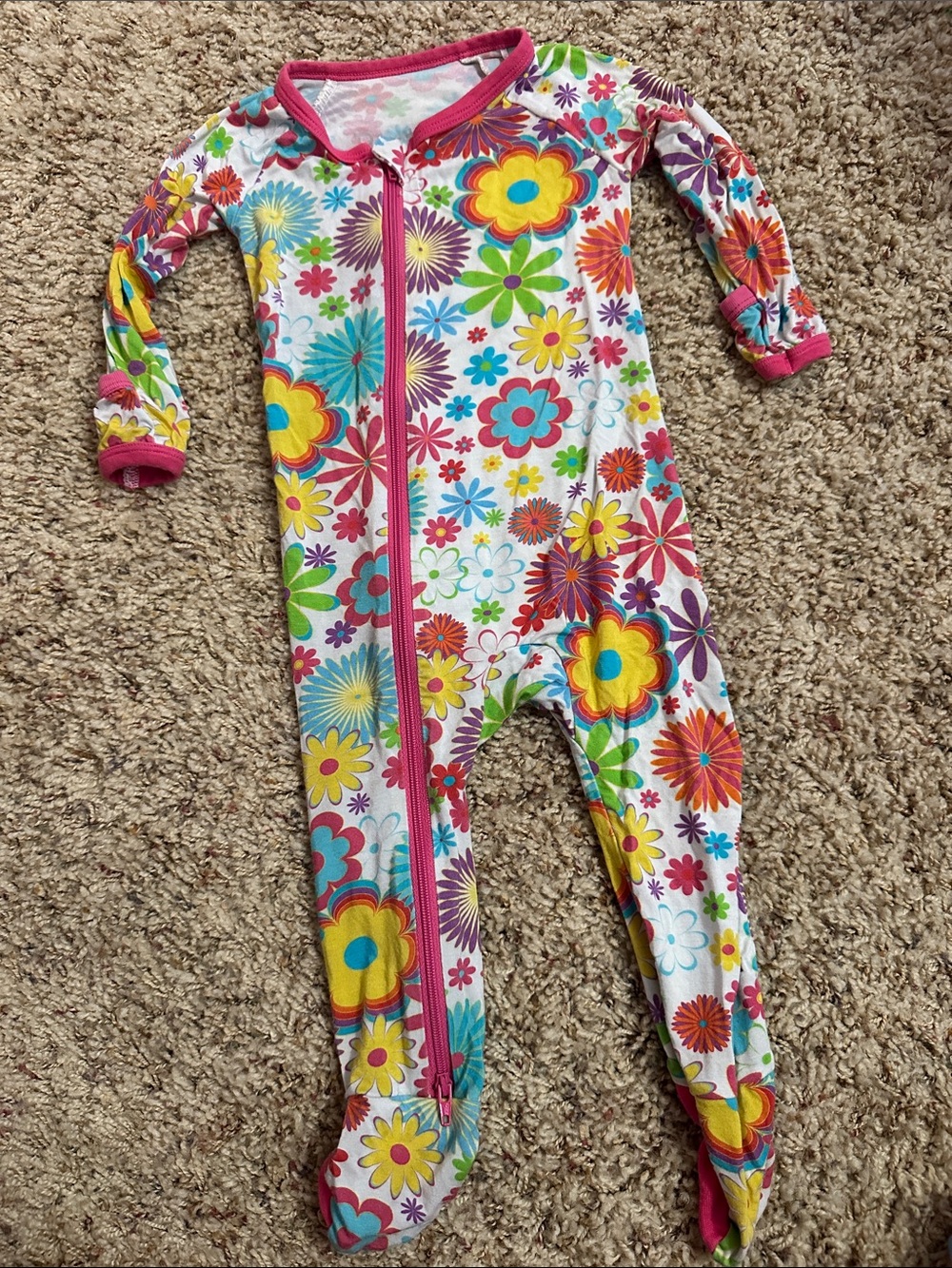 Bestaroo Baby Girls Floral Footed One-Piece Pajamas - Pink Trim Size 3-6 mos.